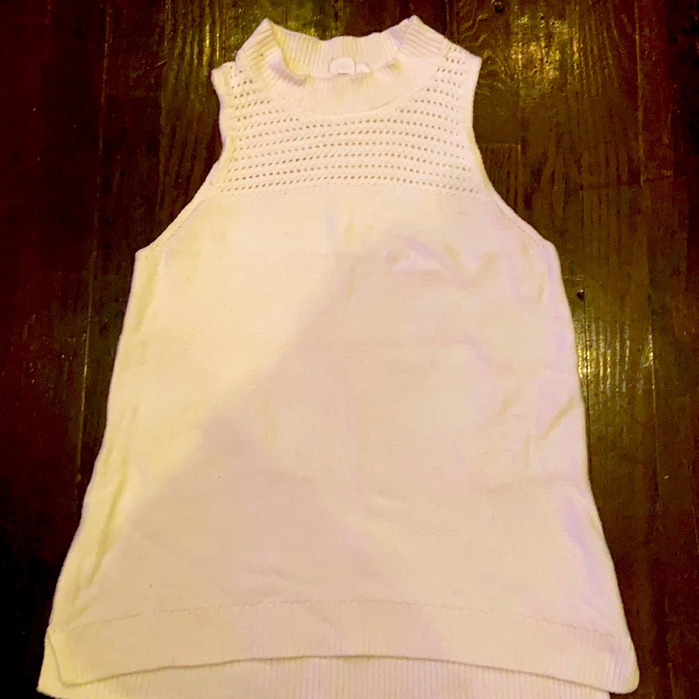 Gap shirt